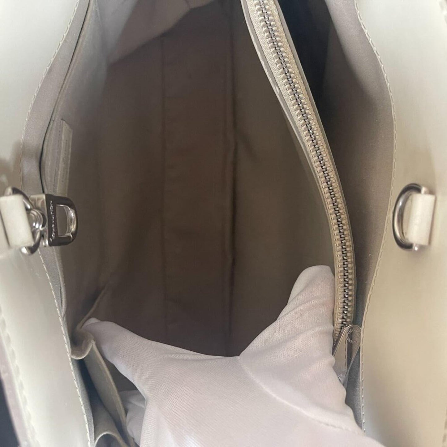 Authentic Louis Vuitton Epi Leather Passy PM White Ivory Hand Bag Tote - The Reluxe