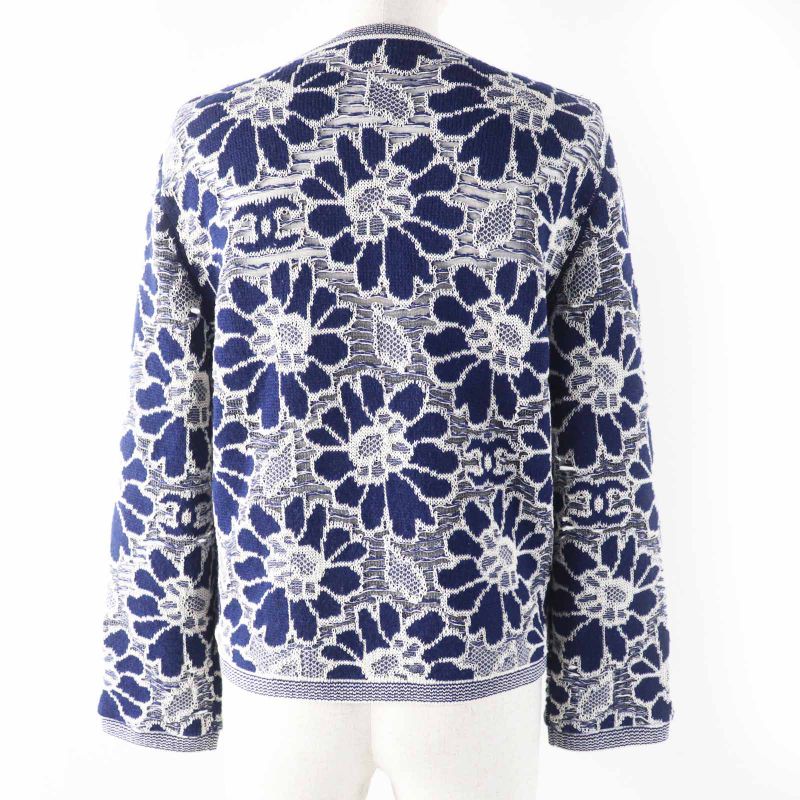 CHANEL P63038 Coco Mark And Floral Pattern Openwork Knit Cardigan With Coco