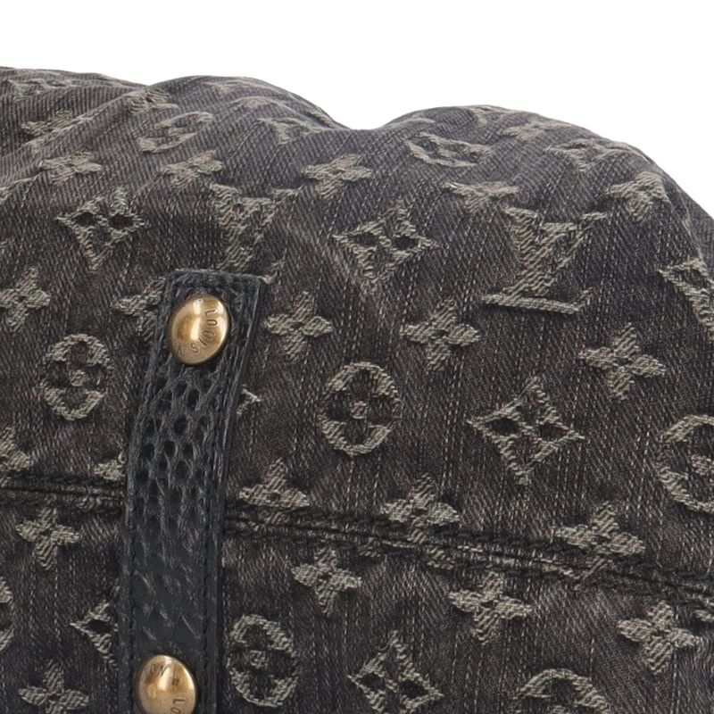 Louis Vuitton Neocavi MM Monogram Denim Shoulder Bag Monogram Denim M95351