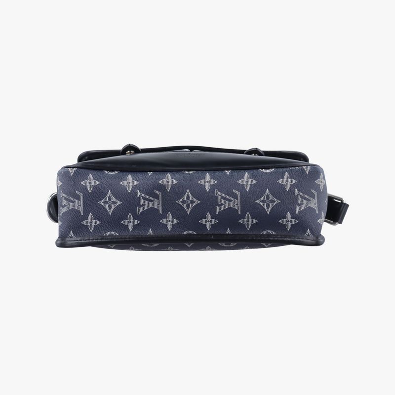 Louis Vuitton Messenger PM Navy And White Monogram Savannah M54248th2187