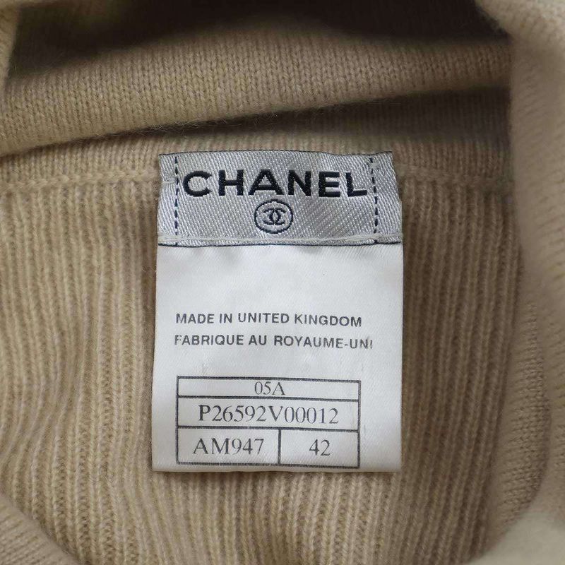 Chanel 2005aw Camellia Corsage Cashmere Turtleneck Knit Sweater P26592v00012