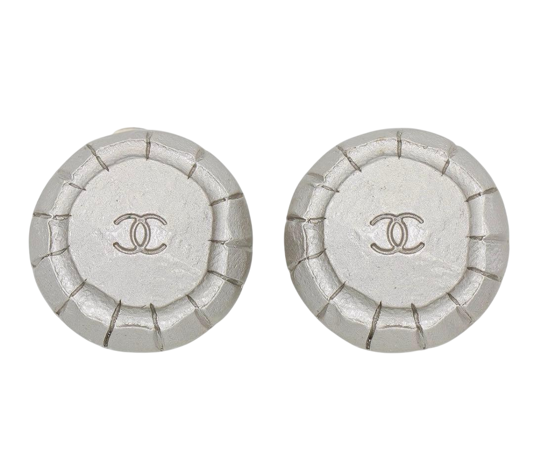 Ultra Chanel Coco Mark Round Earrings