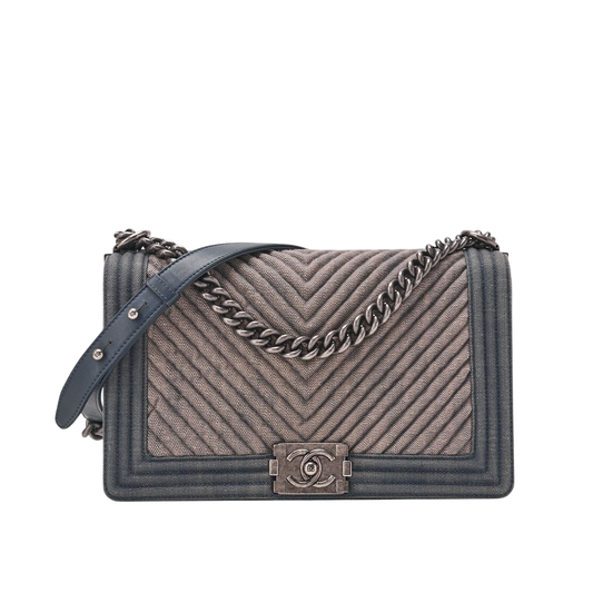 Chanel Boy Chanel V-stitched Chain Shoulder Denim Large Size Blue (silva