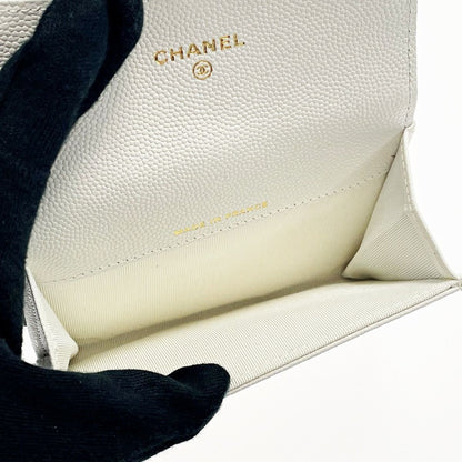 Chanel Matelasse White Card Case Coco Mark Caviar Skin Ladies Authenticity