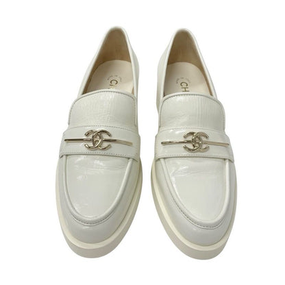 Chanel Loafer Leather Shoes Leather White Gold Here Mark