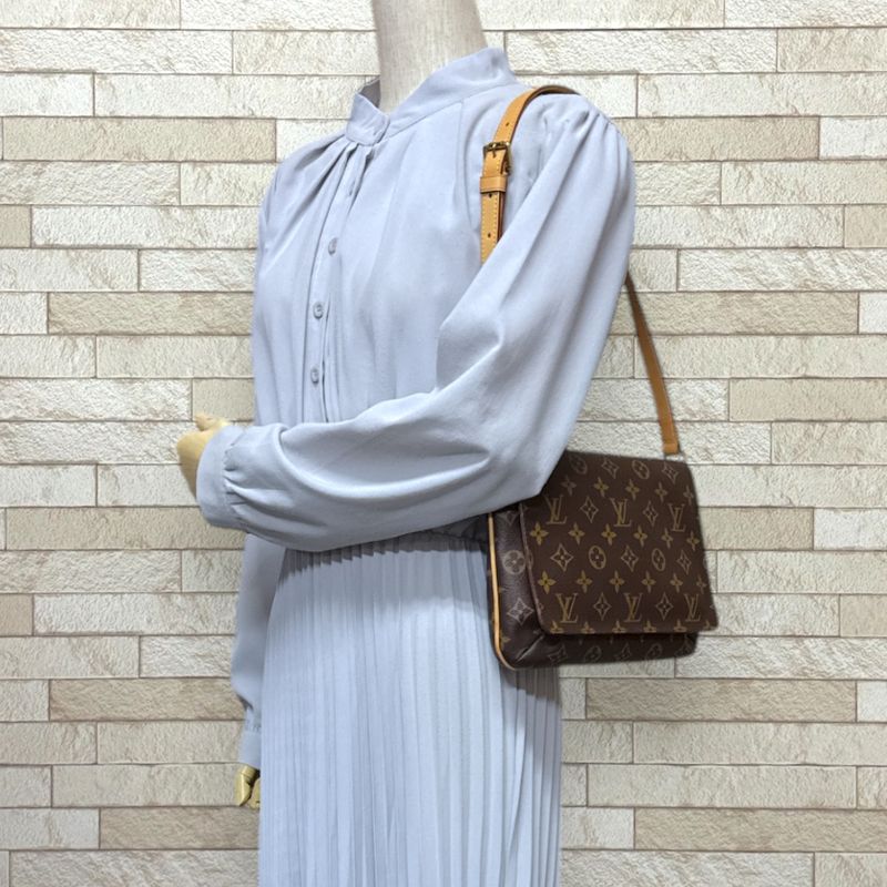 Louis Vuitton Musette Tango Short Monogram Shoulder Bag Monogram Canvas M51257