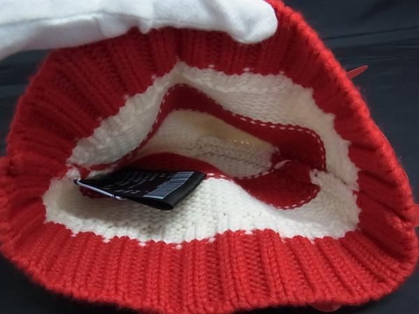 Boutique Prada Knit Hat Women's Red And Ivory Fl7585