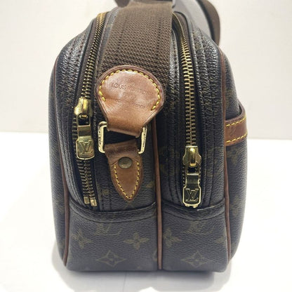 Louis Vuitton Monogram Reporter PM M45254 Shoulder Bag Crossbody Preowned 005428