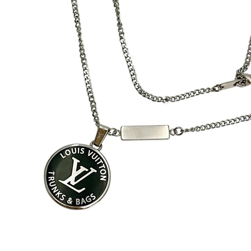 Louis Vuitton M00911 Accessory Collier LV Award Necklace Louis Vuitton Silver