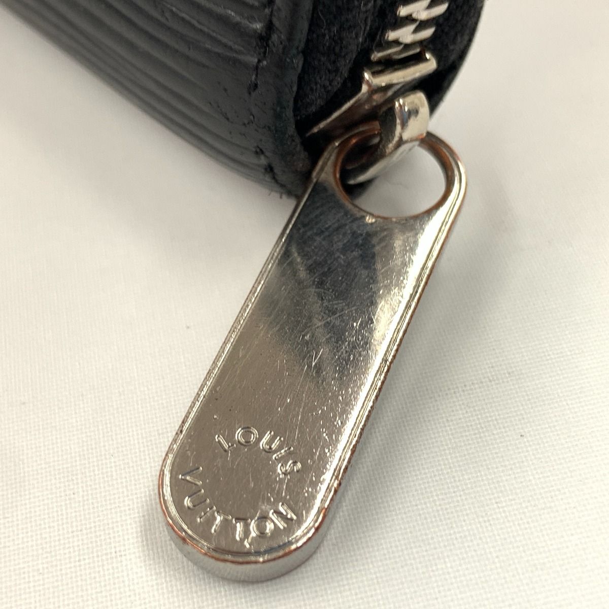 Louis Vuitton Epi Zippy Wallet Round Zipper Long Wallet M61857 Black
