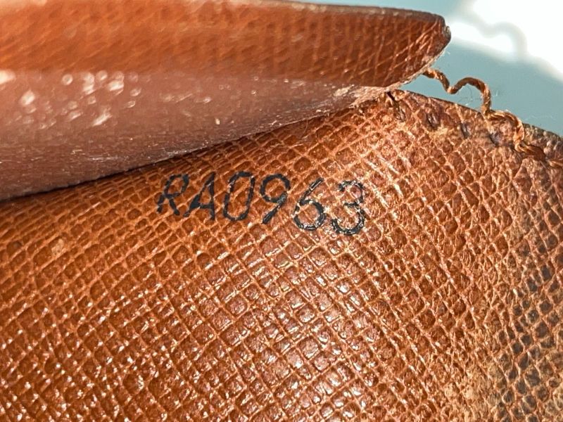 Louis Vuitton Monogram Porte Monet Vieux Trésor M61730 Foldable Wallet L-shape