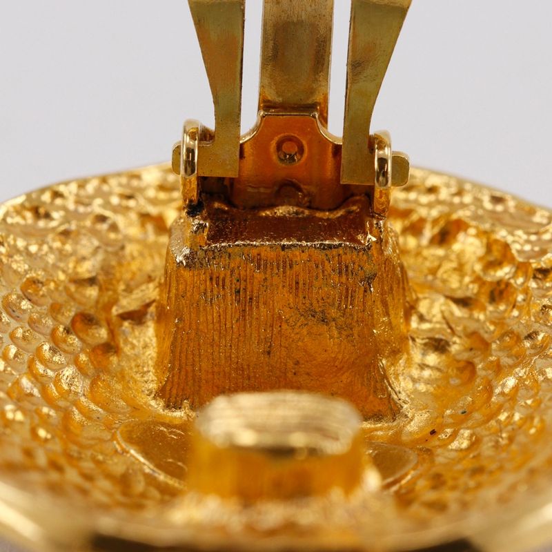 Chanel Coco Mark Vintage Gold Plated Ladies 23.2g Earring