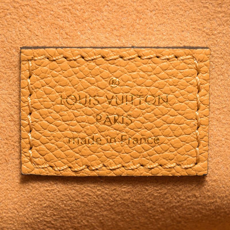 Louis Vuitton Tote Bag On The Go PM Beige