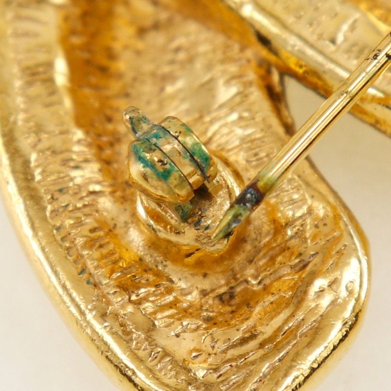 Chanel Coco Mark Matelasse Gold Plated Ladies 32.4g Brooch