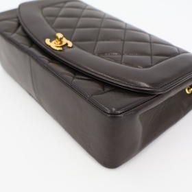 Chanel Diana Flap Matelasse 25 Chain Shoulder Bag Lambskin Black Gold Hardware