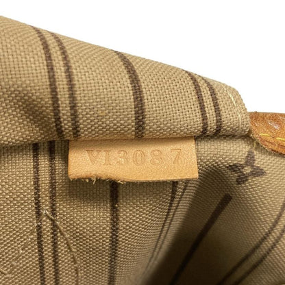 Louis Vuitton Monogram Neverfull MM M40156 Tote Bag