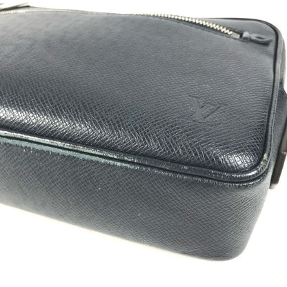 Louis Vuitton Second Bag Pochette Casai M33423 Taiga Leather Blue Marine Navy