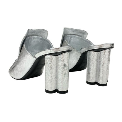 Louis Vuitton Indiana Line Sandals Shoes Leather Metallic Silver Gold LV Logo