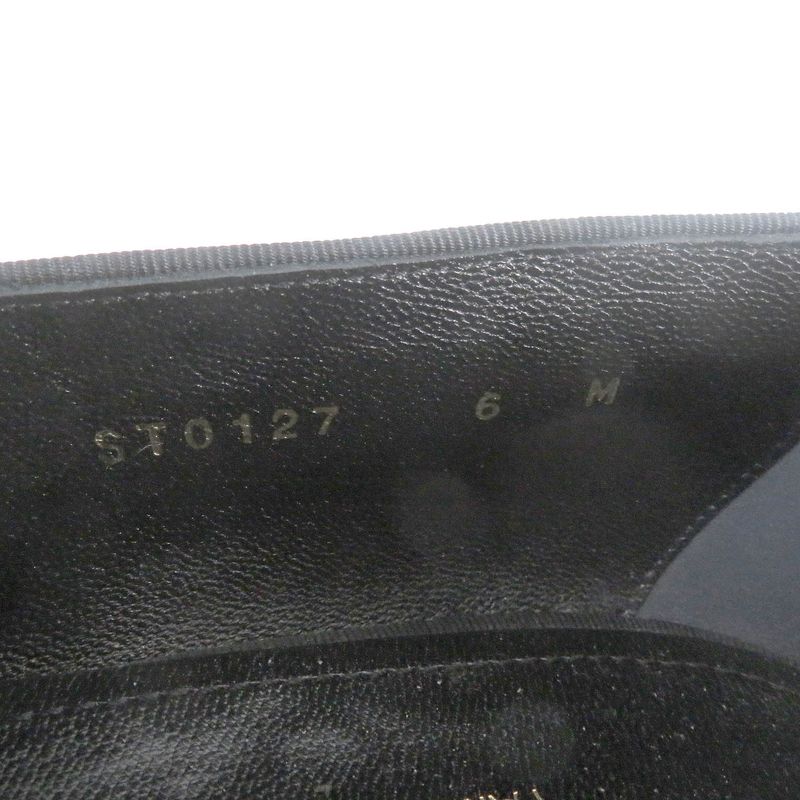 Louis Vuitton Hauteuil Line LV Logo Gold Embroidery Velvet Opera Shoes Loafers