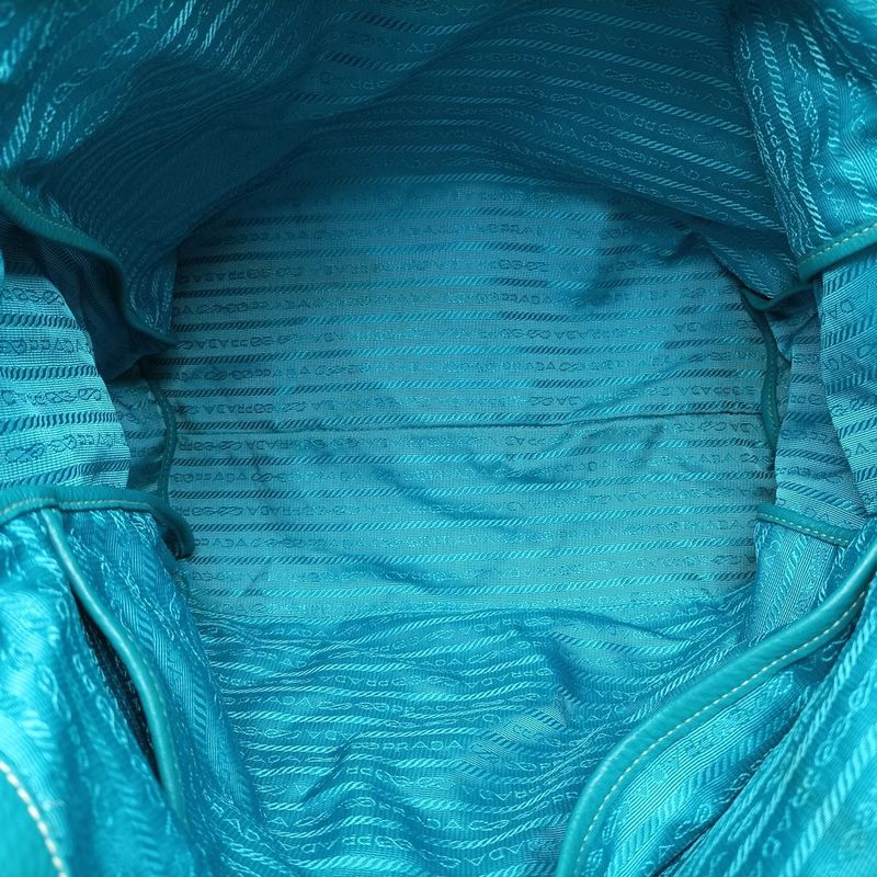 Prada Vitello Phoenix Green Leather Bn17137 8 219