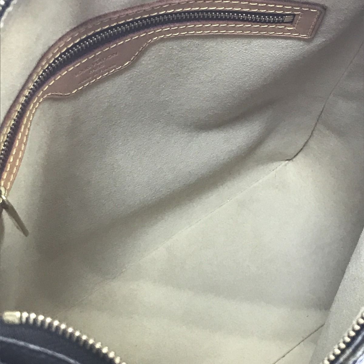 Louis Vuitton Handbag Monogram Looping