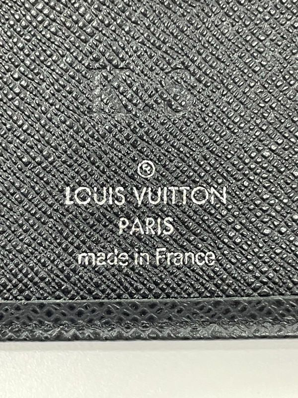 Louis Vuitton Taiga Portefeuille Florine Ardoise Compact Wallet Folded M31112
