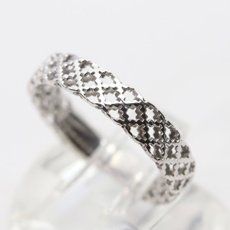 #19 Gucci Diamantissima 18K White Gold 750 Ring 24-2954