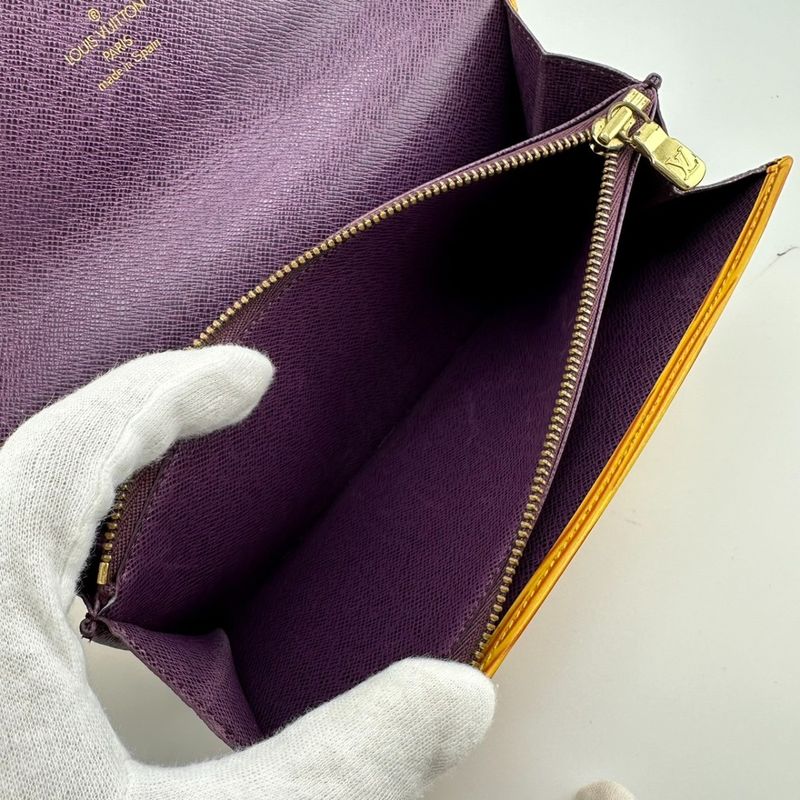 Louis Vuitton M63579 Epi Trifold Long Wallet Portmonnais Cles Di Long Wallet