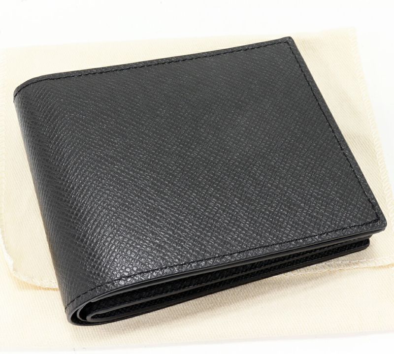 Louis Vuitton Taiga Noir Black Portefeuille Amerigo NM M62045 Folding Wallet