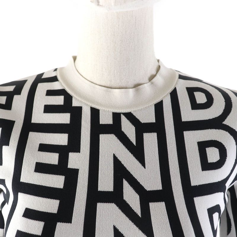 Fendi MARC Jacobs Marc Jacobs 2022 Fzd917 Logo Allover Short Sleeve Knit Dress
