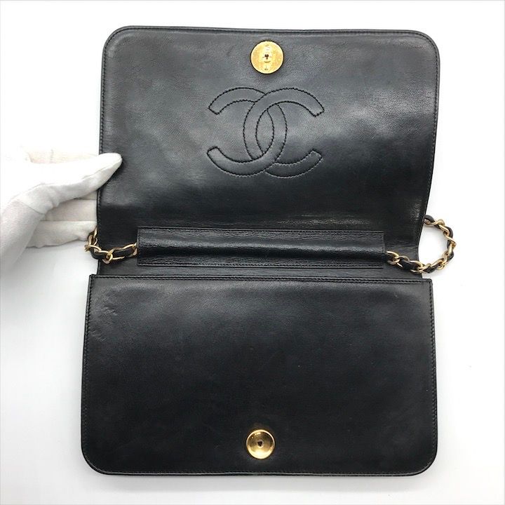 Chanel Quilted Lambskin CC Logo Push Lock Chain Shoulder Bag Black