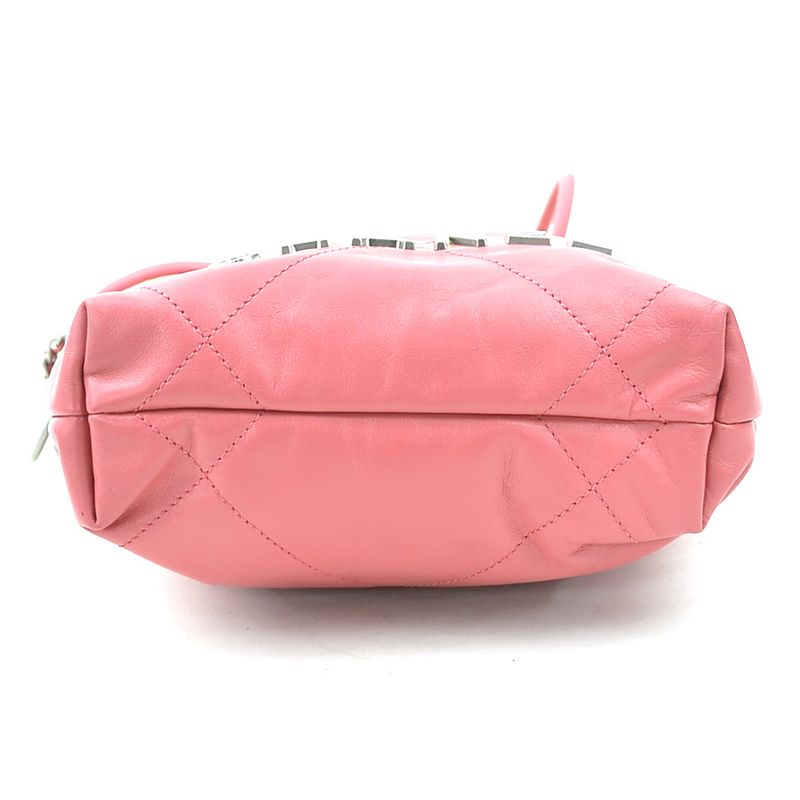 Chanel Shoulder Bag Chanel 22 Mini