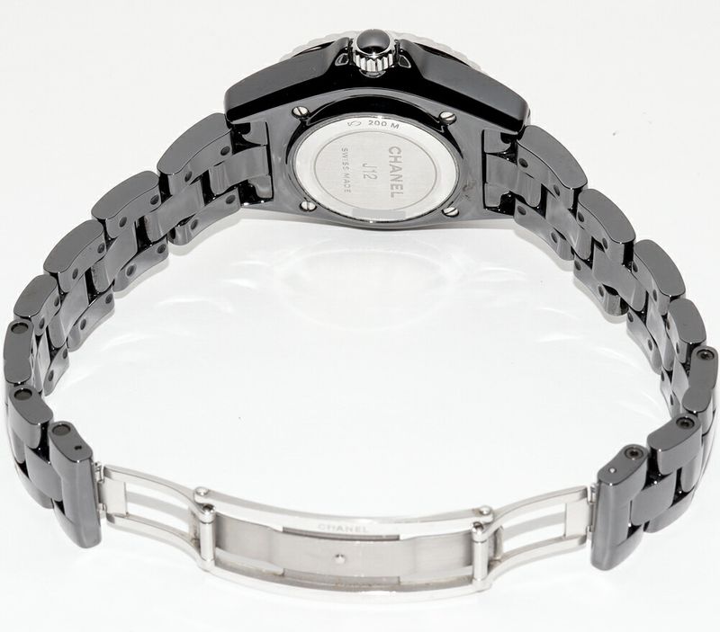 Chanel J12 33mm (130in) H5701 Ladies