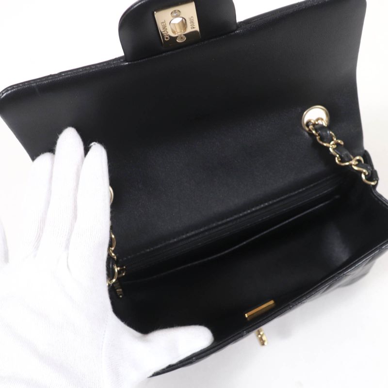 CHANEL A69900 Mini Matelasse 20 Lambskin Random Serial Chain Shoulder Bag Black