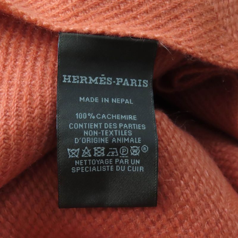 Hermes Grand Chevron 100% Cashmere Rose Blush Leather Scarf With Logo Patch And