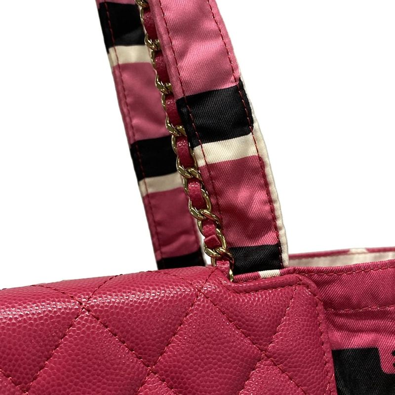 Chanel Tote Bag Matelasse Pink X Black X White Gold Hardware / Chain Shoulder /
