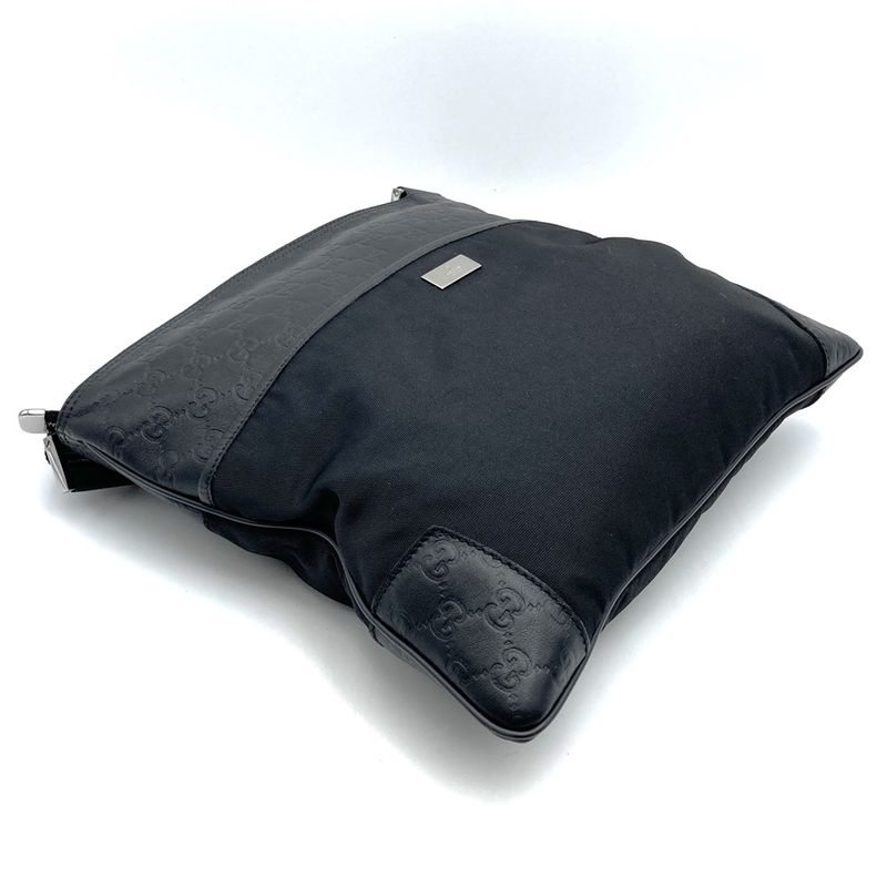 Gucci 161822 Guccissima Shoulder Bag Black Leather Women Men Fashion