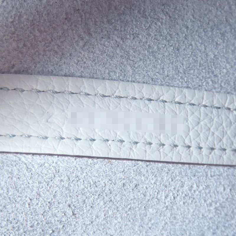 Hermes Picotin Lock MM Gold Hardware Handbag Taurillon Women