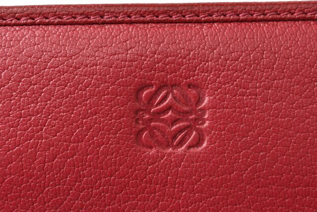 Loewe Wallets Preowned Loewe Long Wallet Round Zipper Amazona Goatskin Bordeaux