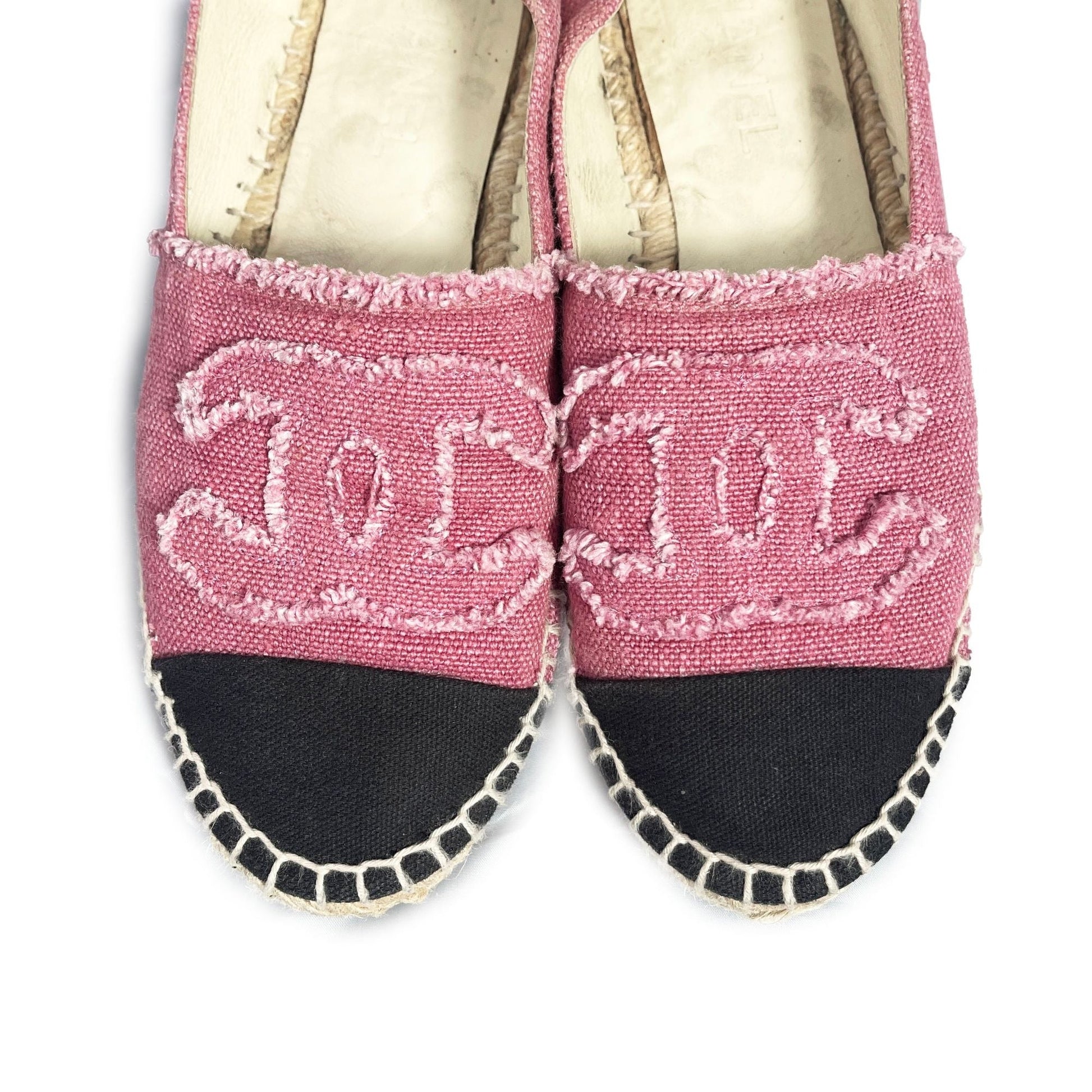 CHANEL CC Logo Linen Pink Black Espadrilles Flats Shoes 38 - The Reluxe