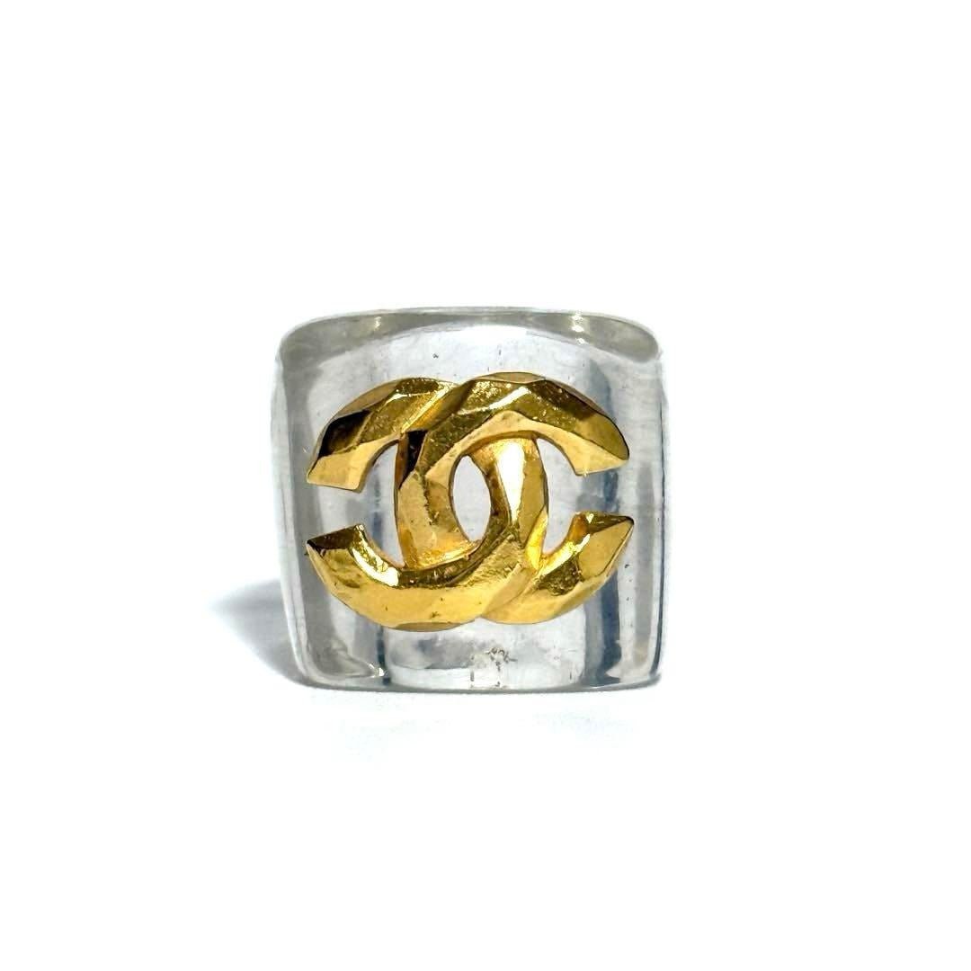 Chanel CC Vintage Wide Clear Gold Ring - The Reluxe