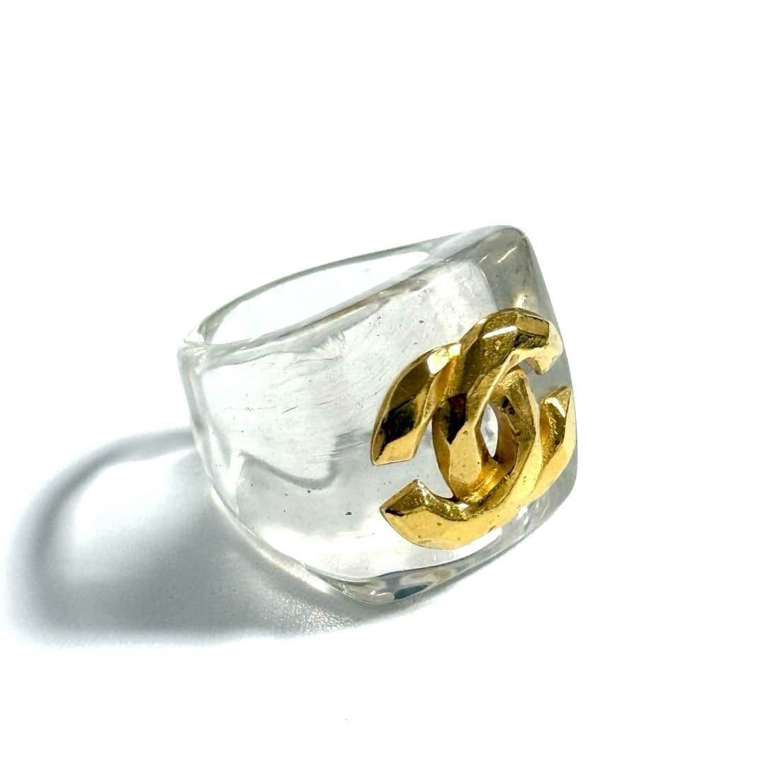 Chanel CC Vintage Wide Clear Gold Ring - The Reluxe