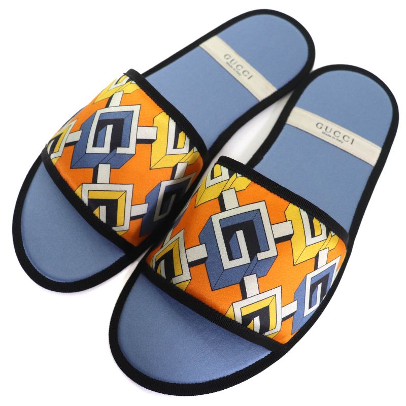 Gucci Silk Geometric G Travel Set Eye Mask Air Pillow Slippers 3-piece Set