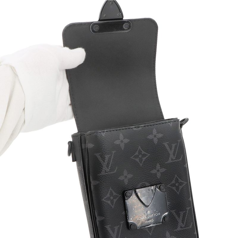 Louis Vuitton Monogram Eclipse S-lock Vertical Wearable Wallet Shoulder 90297978