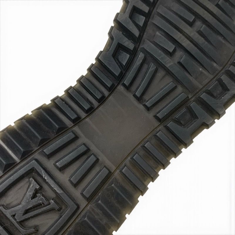 Louis Vuitton Run Away Line Monogram Sneakers Shoes Leather White Gold Brown