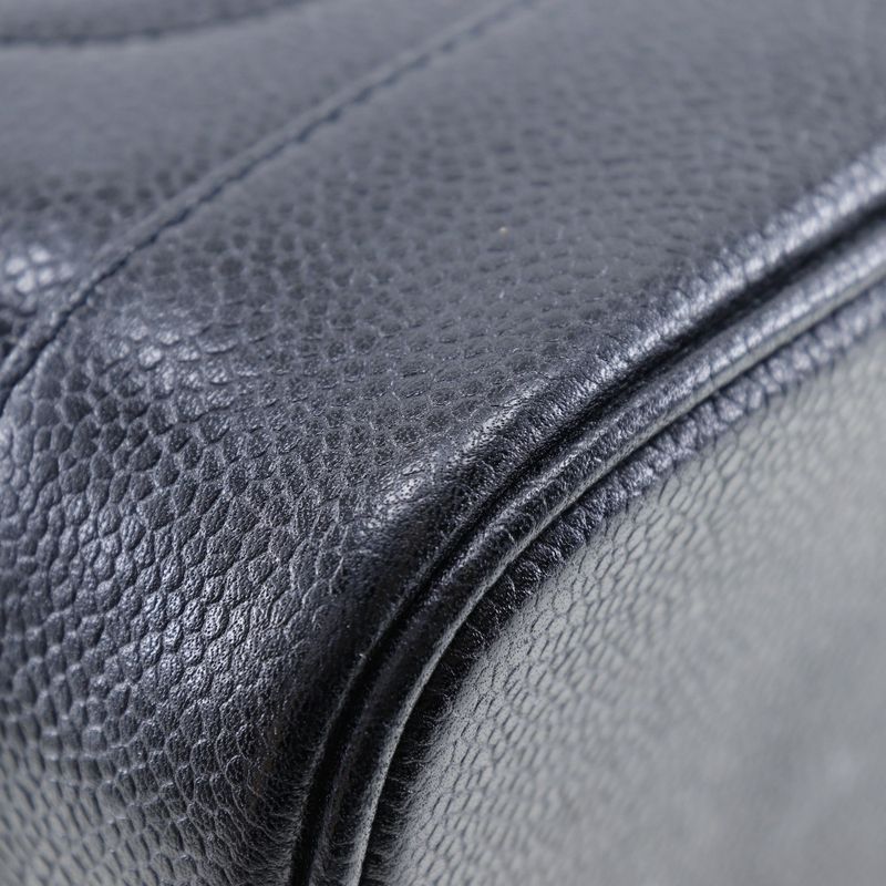 Chanel Vanity Coco Mark Caviar Skin Black Ladies Handbag