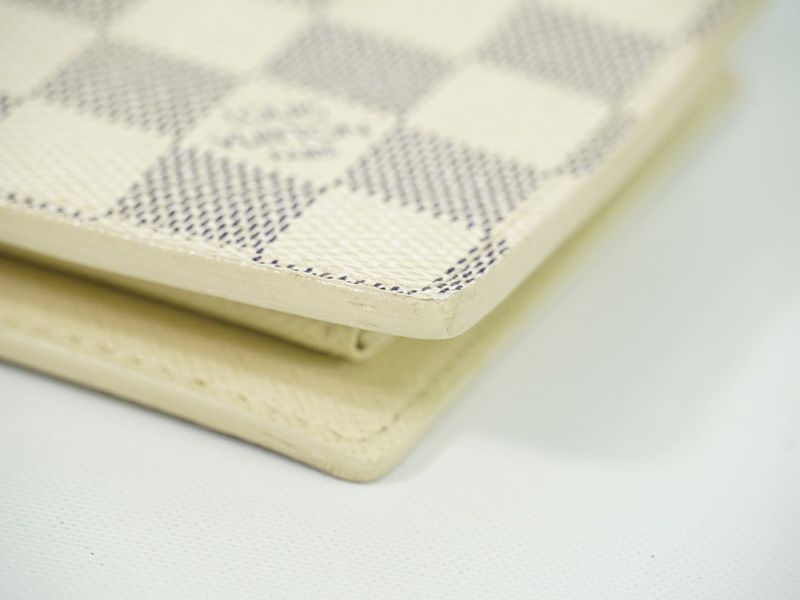 Authentic Louis Vuitton LV Portefeuille Marco Damier Azure Fold Wallet White