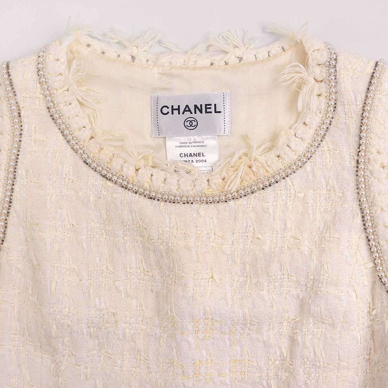 Chanel 2005c Ginza Store Only Faux Pearl Sleeveless Tweed Top P25200v15453