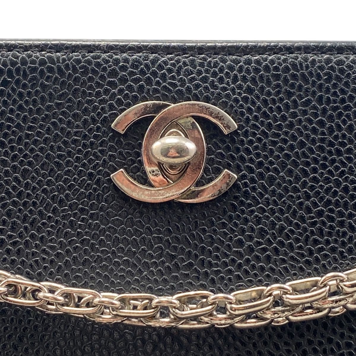 Chanel Women's Chain Turnlock Caviar Skin Shoulder Bag Ws8218 Black