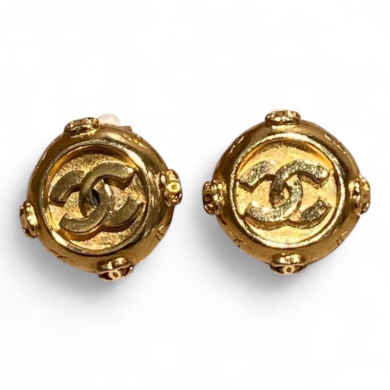 Chanel ⑤ Coco Mark Earring Ladies Gold FREE